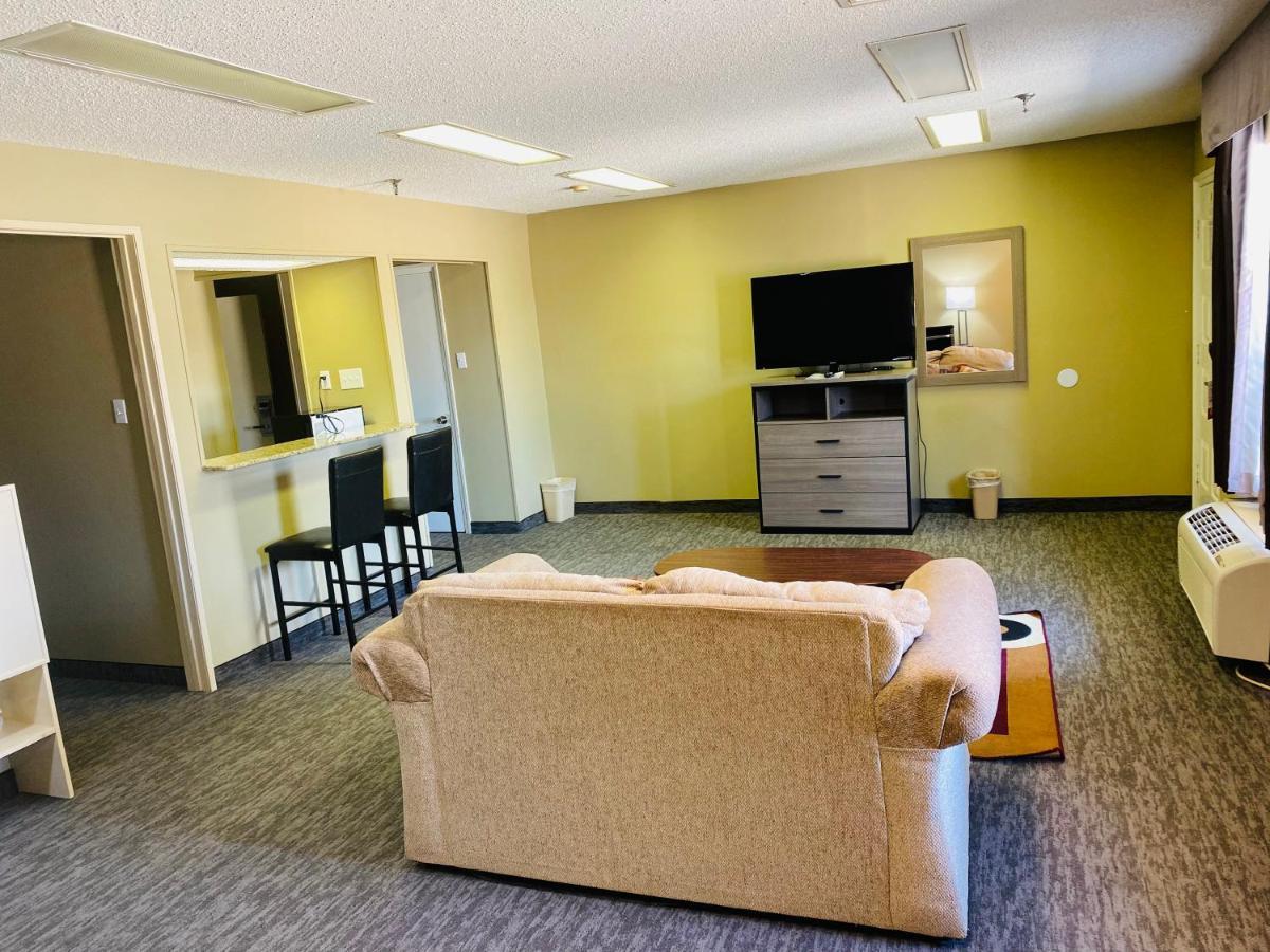 Motel Super 8 By Wyndham 3*