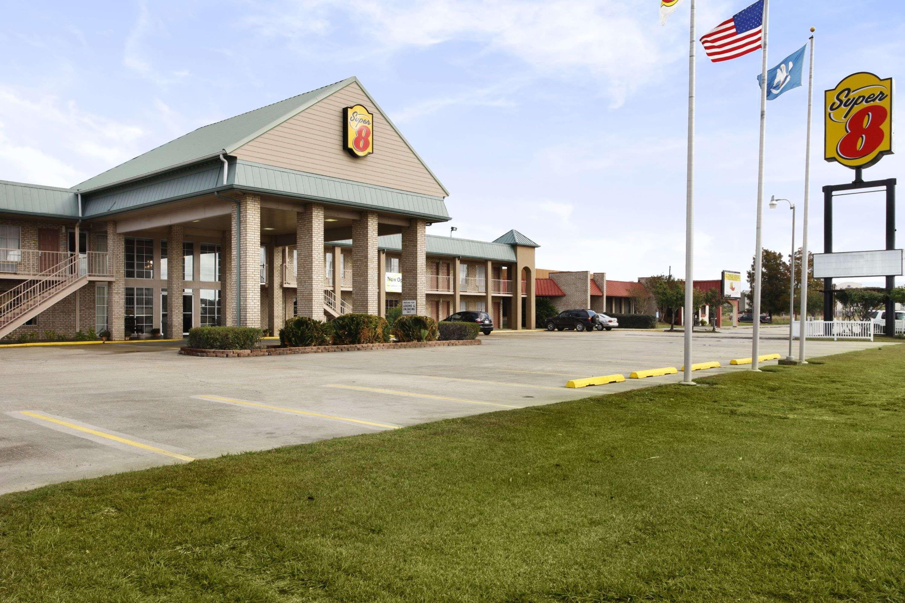 Super 8 By Wyndham Motel